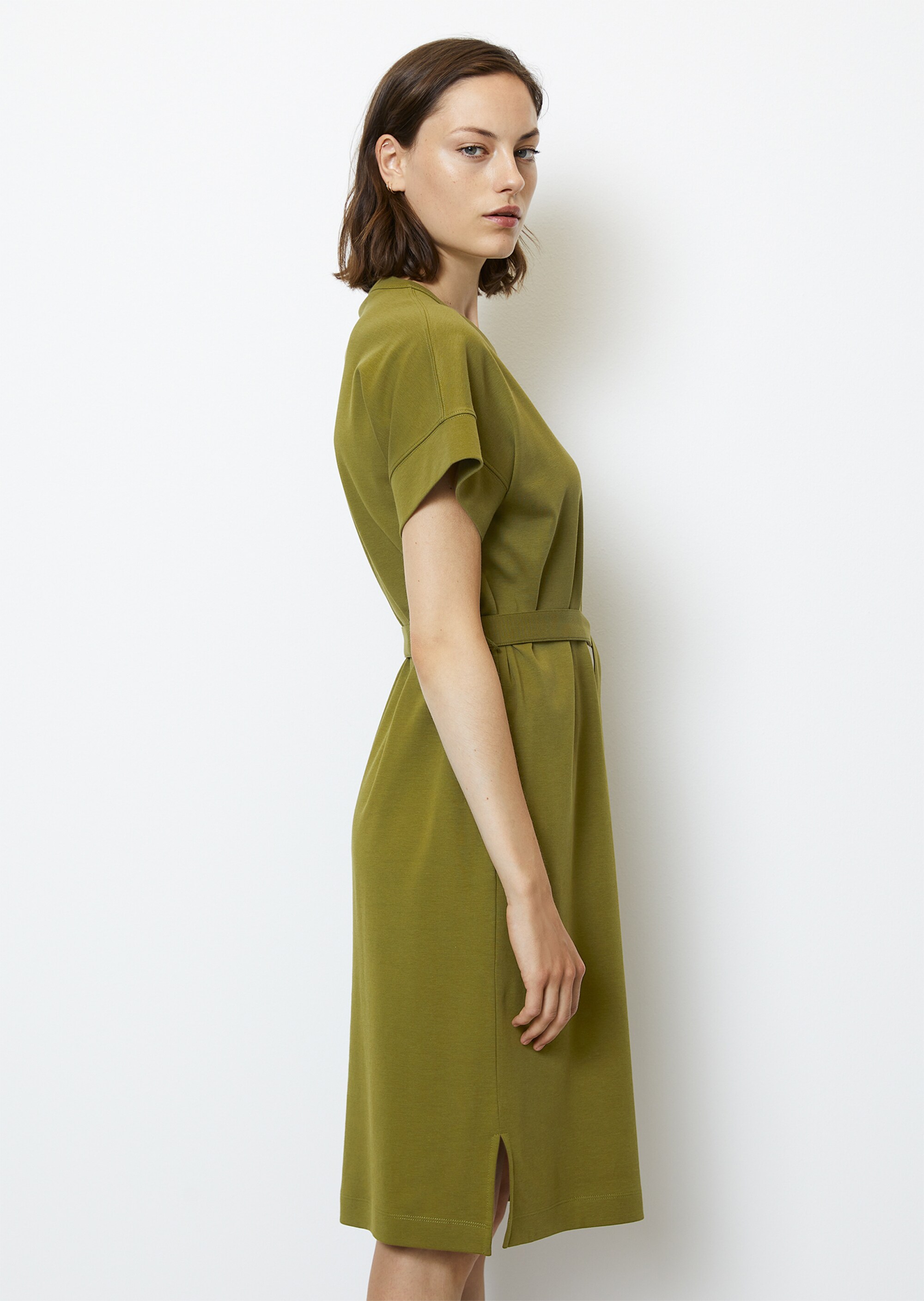 T-Shirt-Kleid mit Gürtel aus Interlock-Jersey