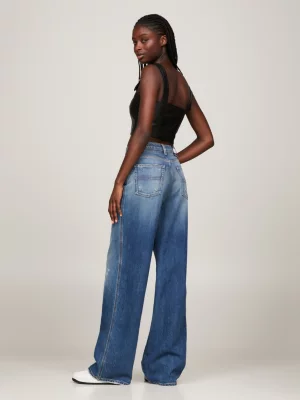 Top cropped de couro vegano com fivela