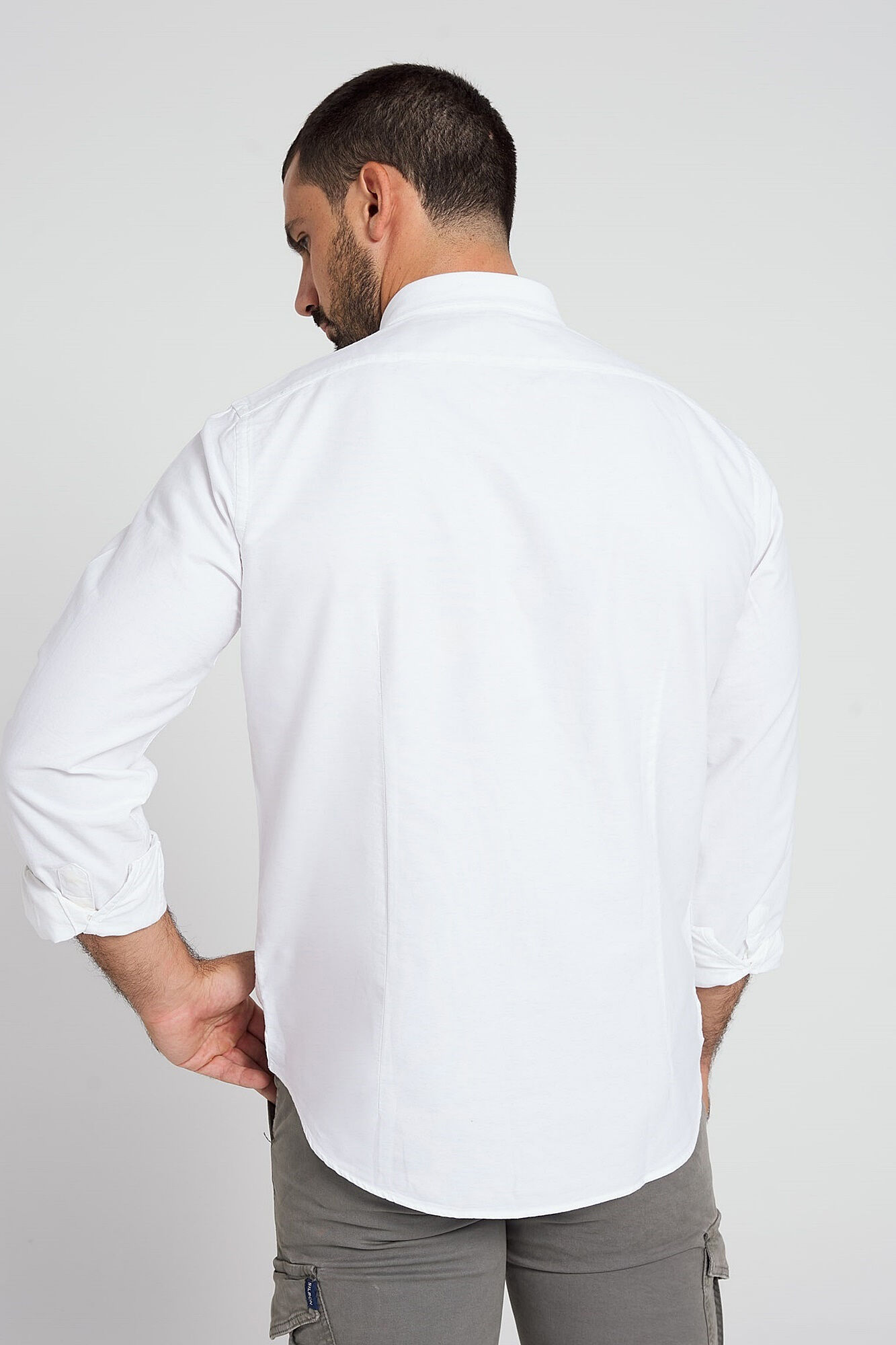 Camisa esportiva branca estilo Oxford - Branca
