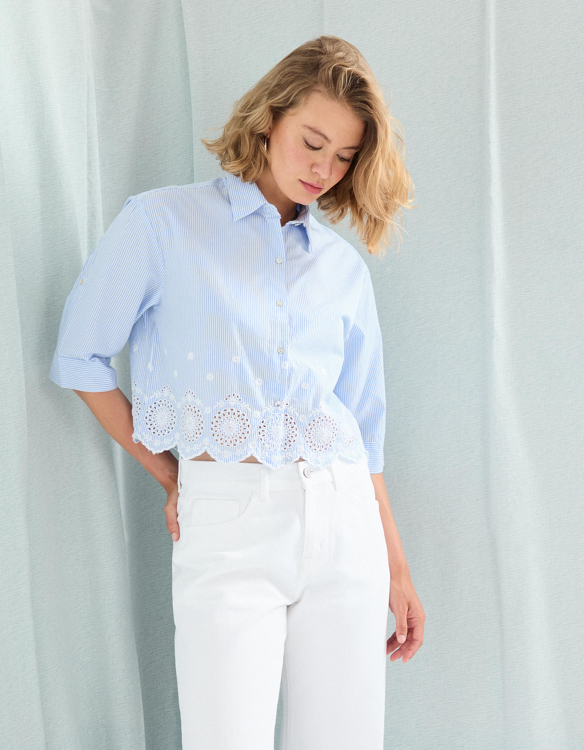 Blusa com Bordado, Mulher, Azul