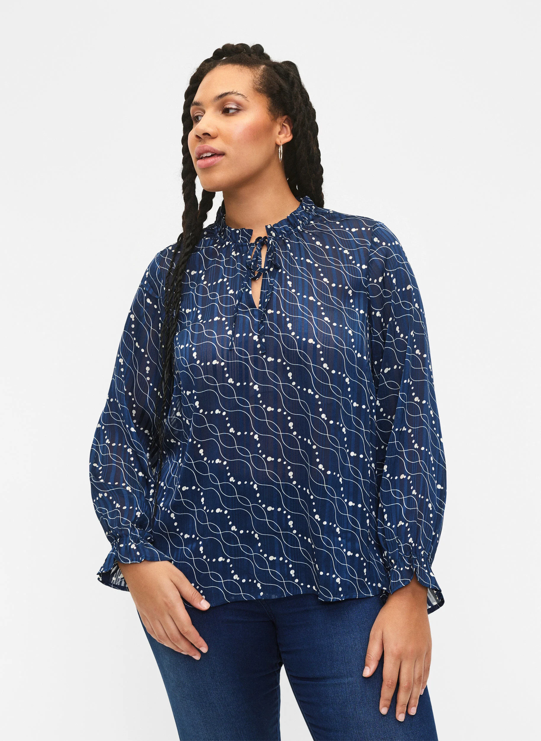 Langærmet bluse med flæser og print