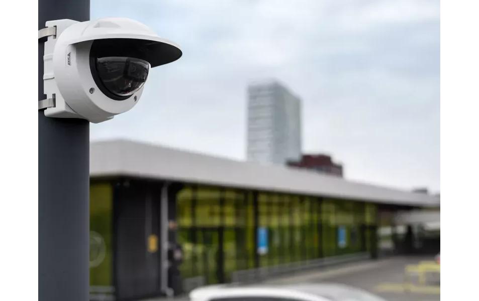 Netzwerkkamera P3278-LVE<br>KI-gesteuerte 8-MP-Dome-Kamera für Außenbereiche