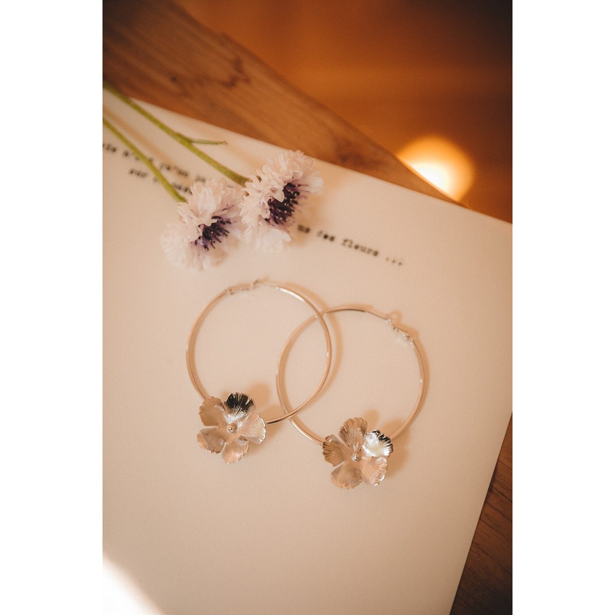 boucles d'oreilles créoles fleurs plaqué argent - ORPHÉE