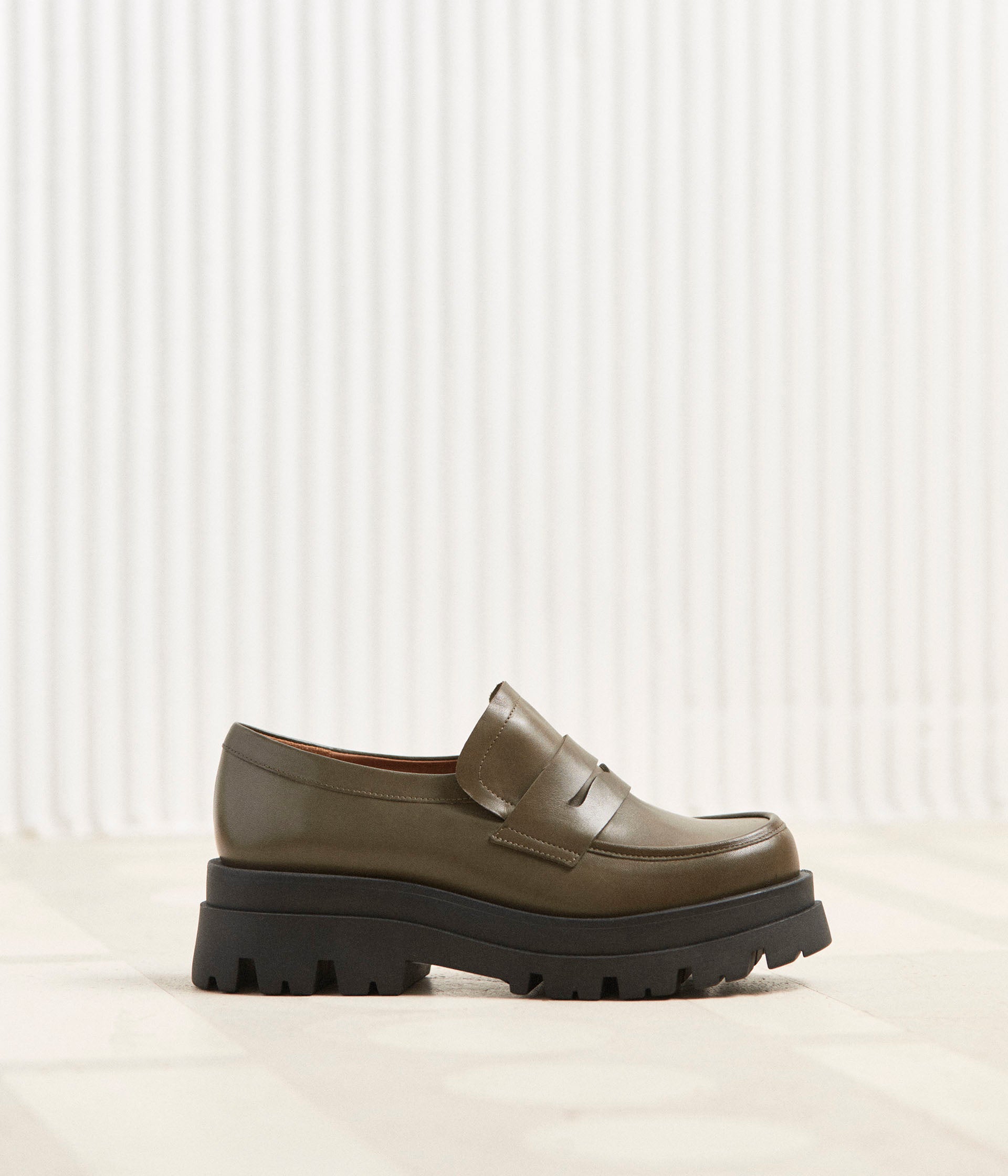 Mocassins kaki Jack