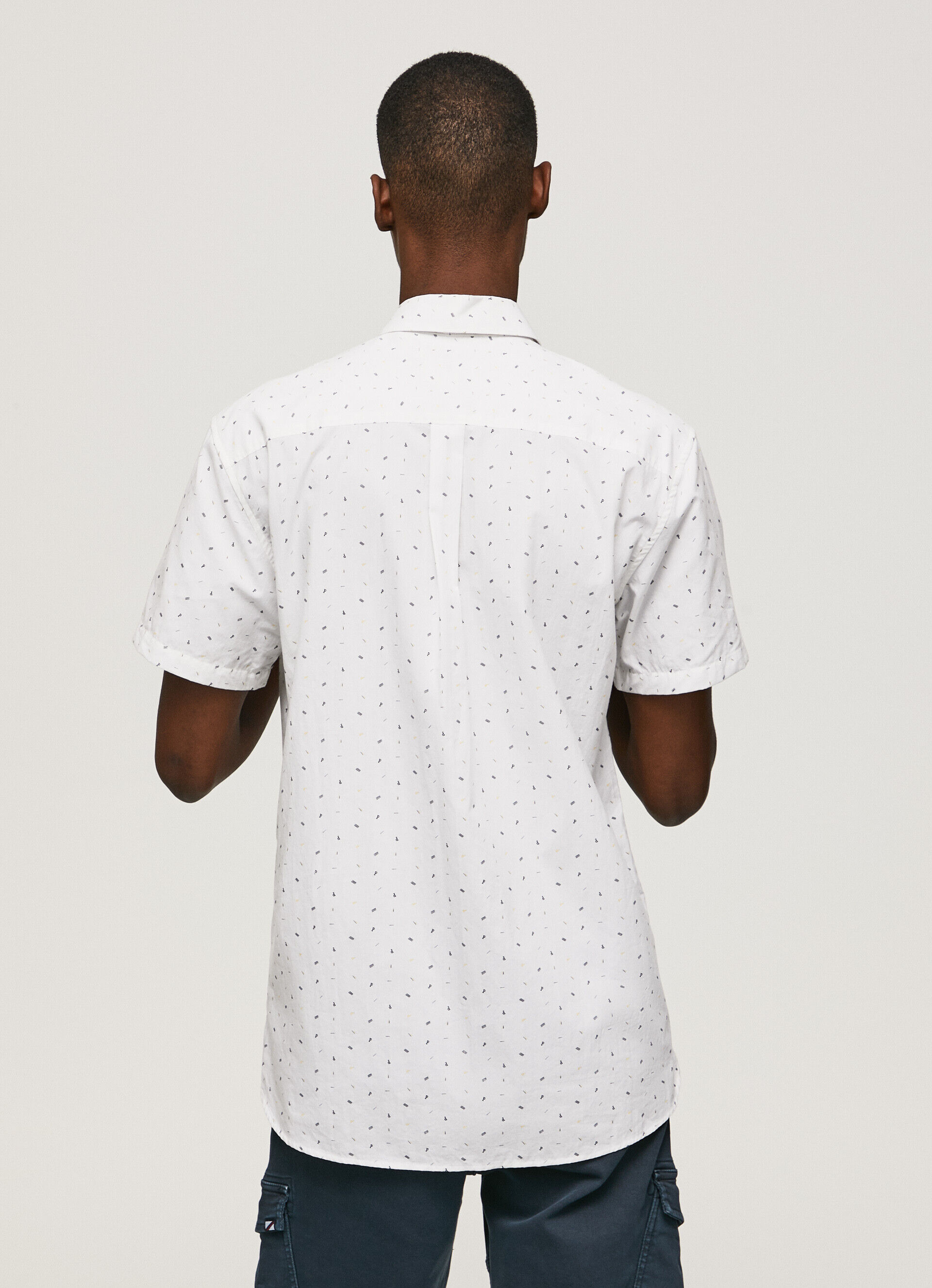 CAMISA DE MANGA CURTA LINDENBERG - branca
