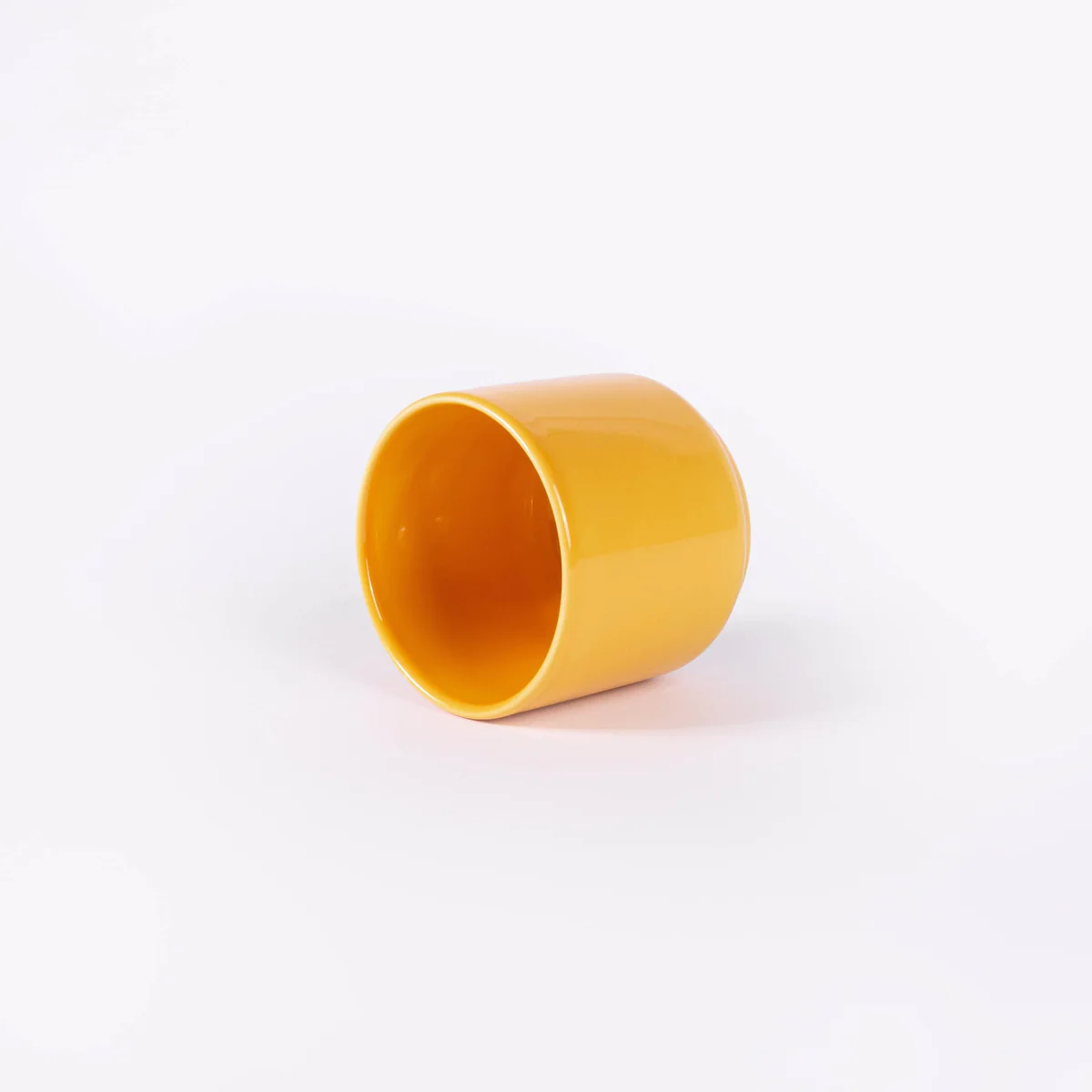 Tasse à café en porcelaine jaune OGRE La Fabrique