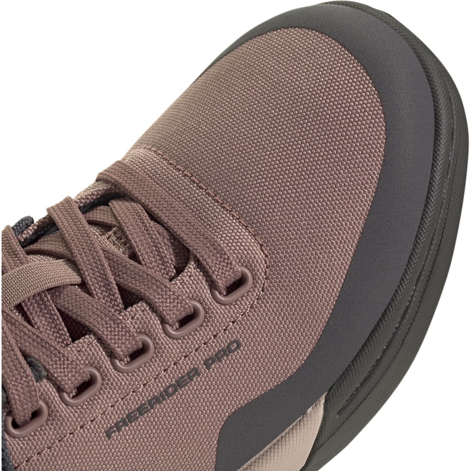Five TenFive Ten Freerider Pro Canvas