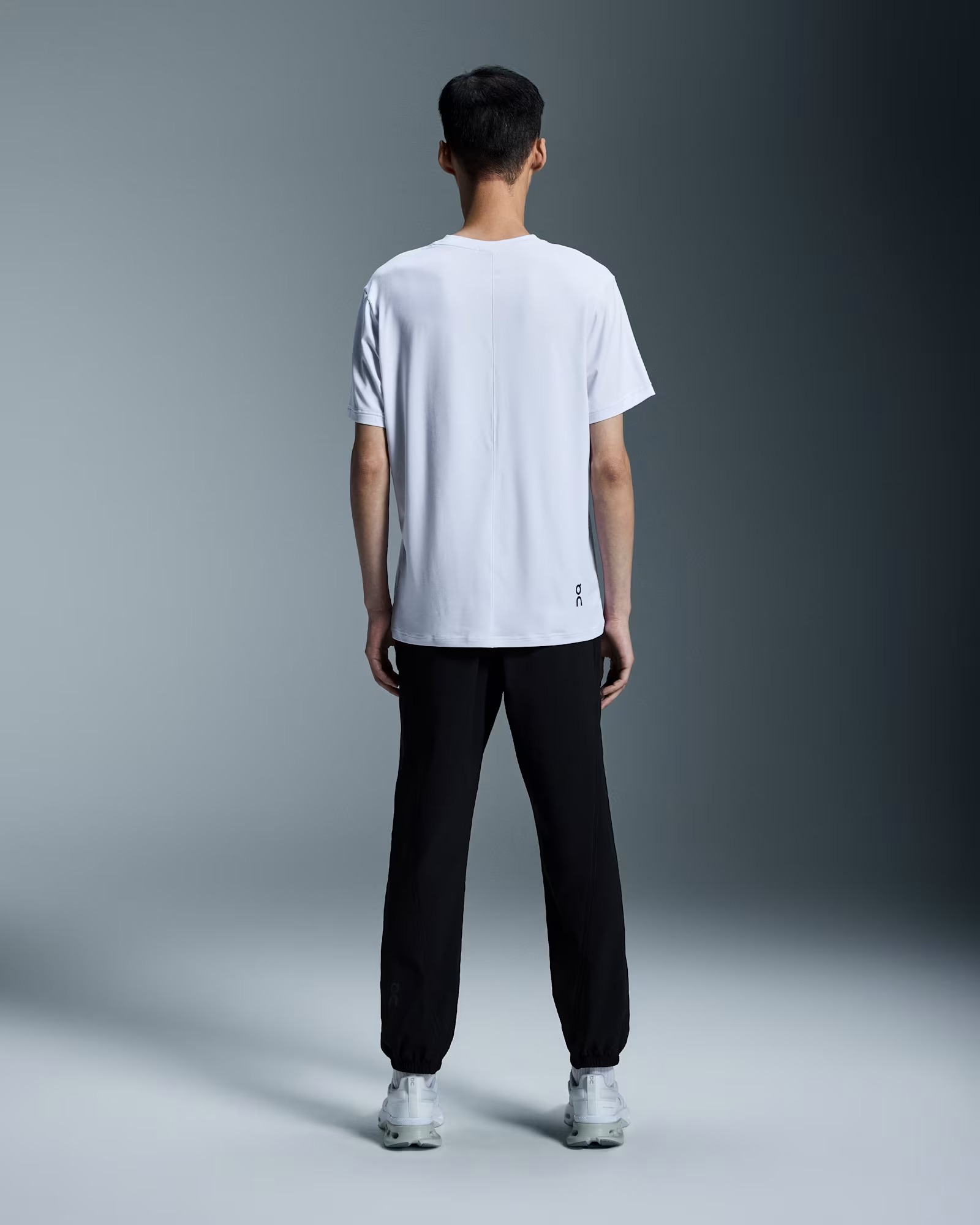 Studio-T Herre White
