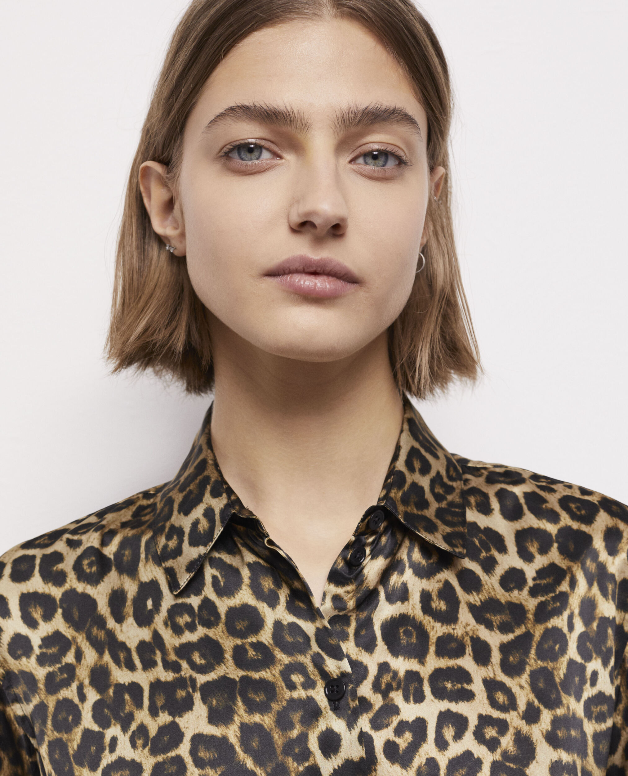 Chemise en soie léopard