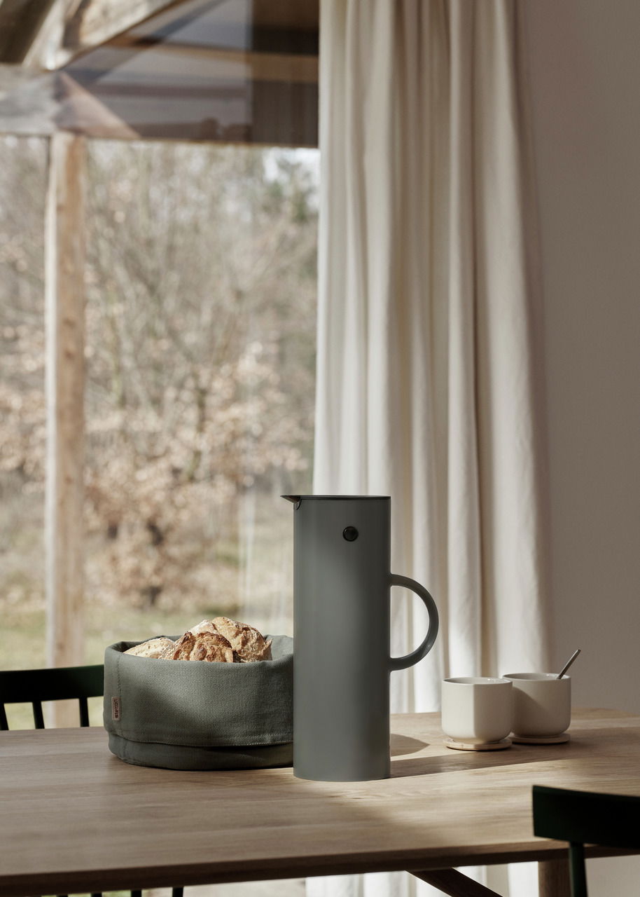 Stelton Isolierkanne 1 l EM77