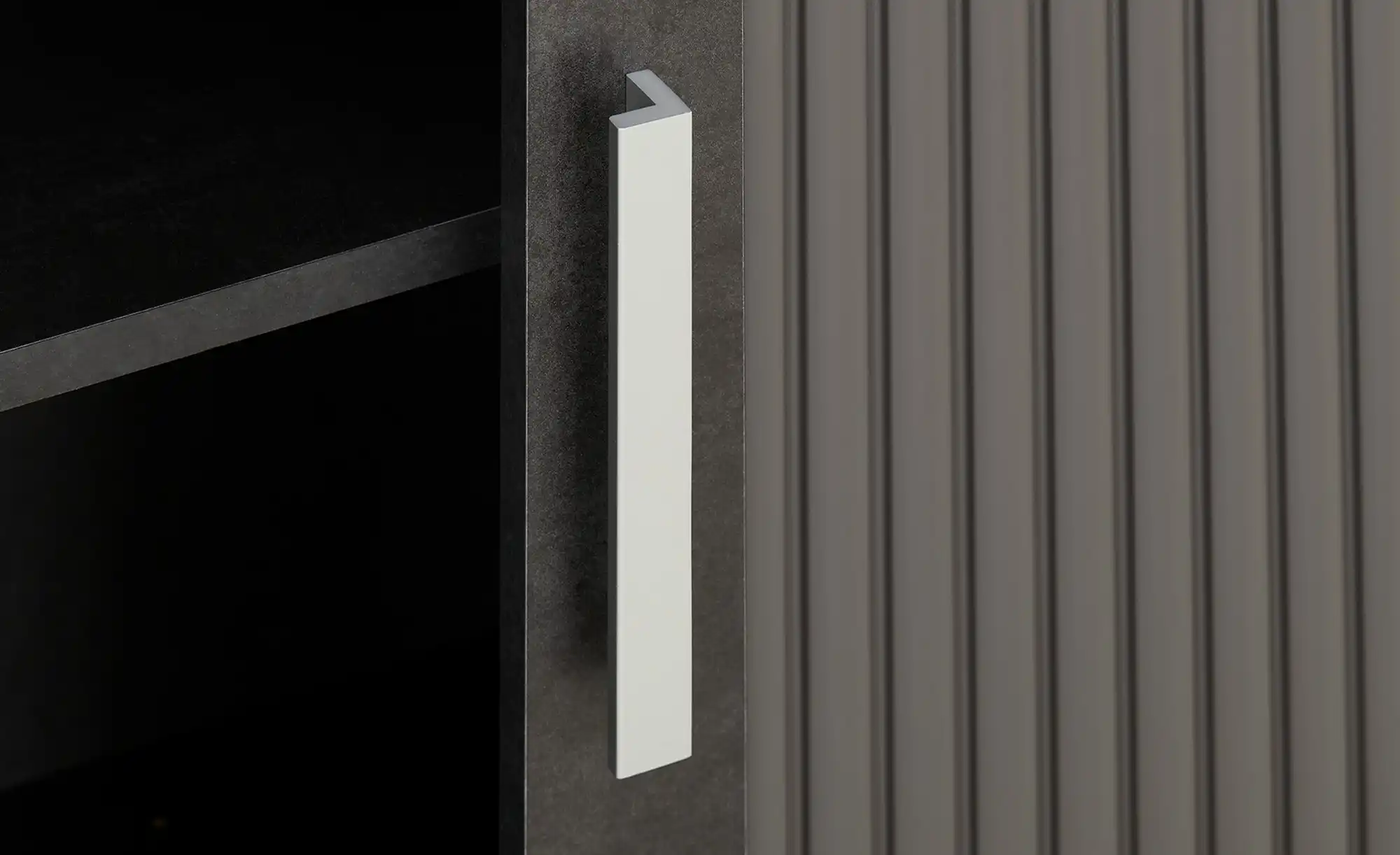 Jalousieschrank Araks