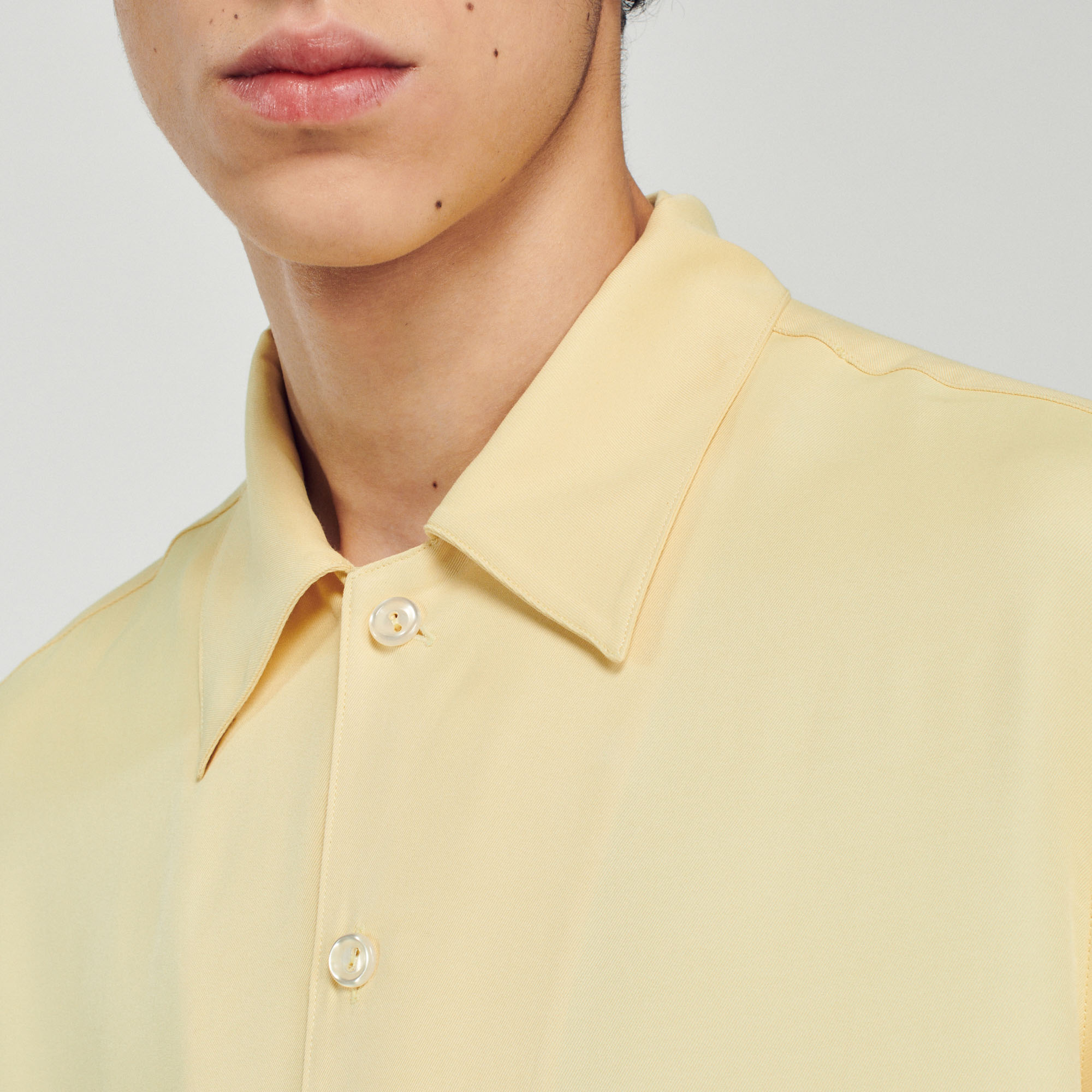 Chemise fluide col requin Homme