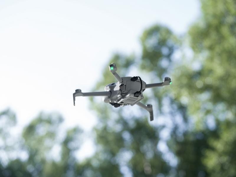 DJI Multikopter Mini 4 Pro RC N2 RTF (C0 | CE) Kompakte Drohne mit 4k Kamera, Kollisionssensoren und 249g Abfluggewicht