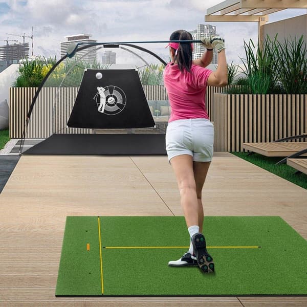 Golfslagmatte med 2 gummi-teer, 2 justeringsstaver og 6 tee-posisjoner, 152 x 117 cm, tykkelse 27 mm