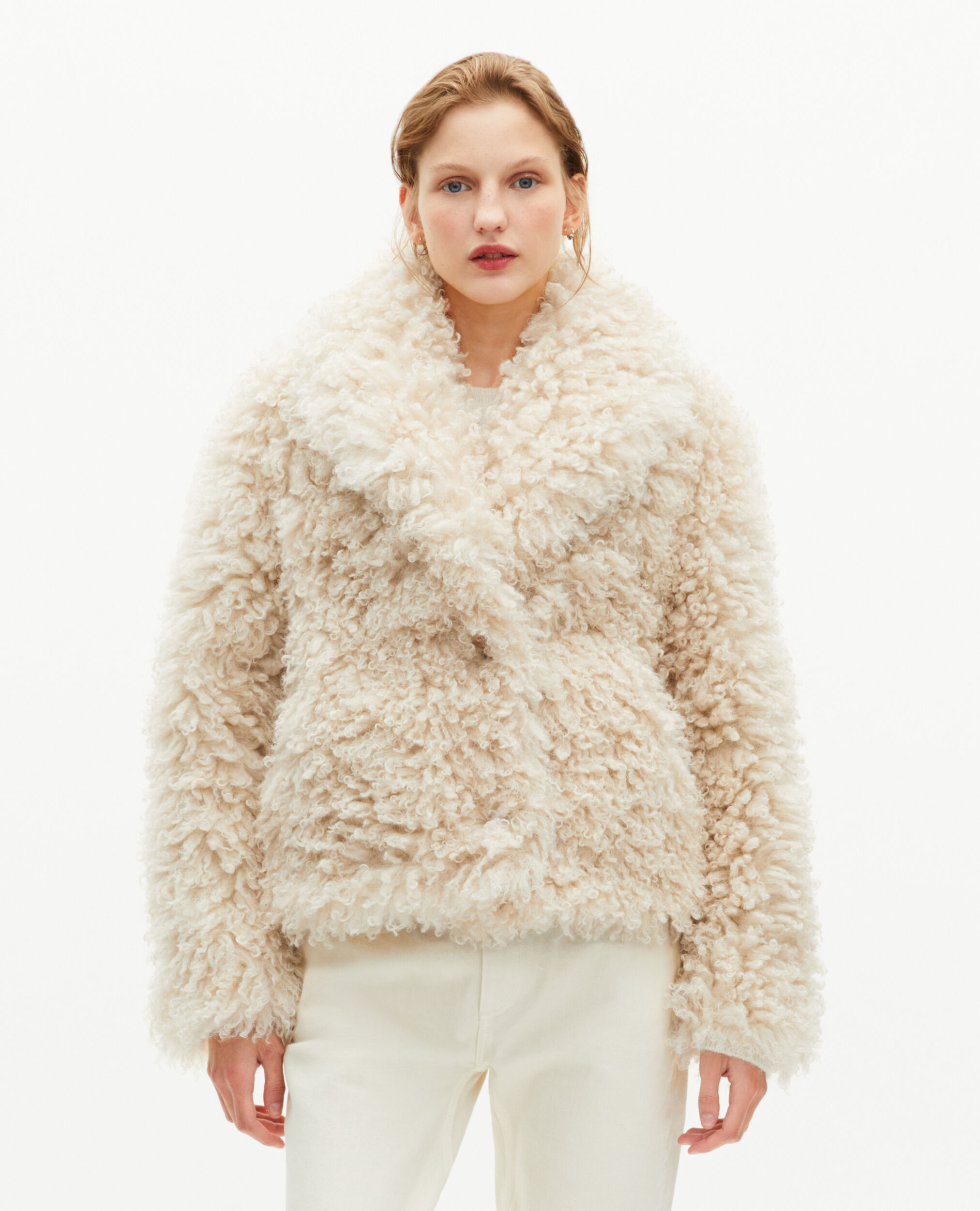 Manteau court effet fourrure écru