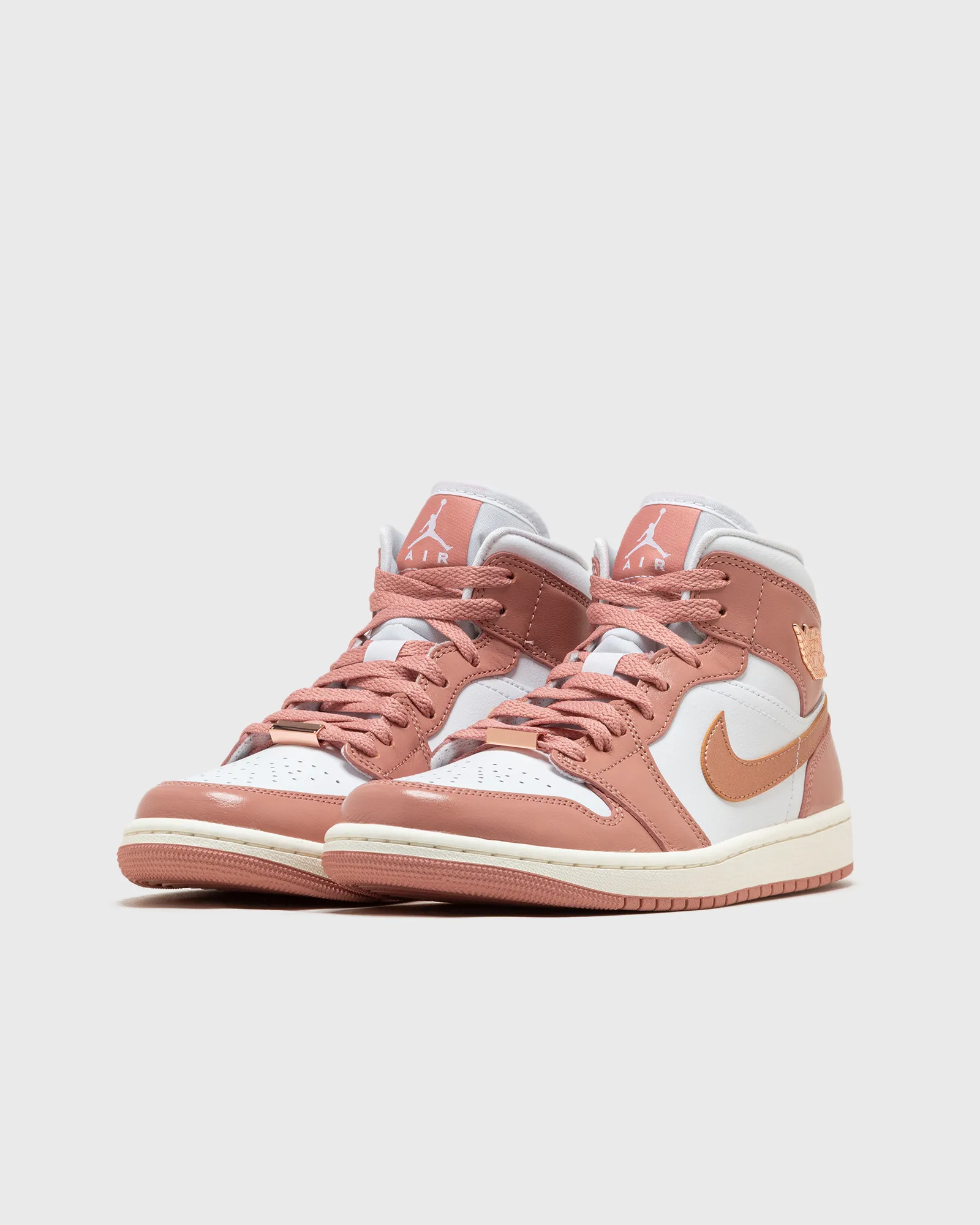 Jordan Wmns Air Jordan 1 Mid SE “Red Stardust”