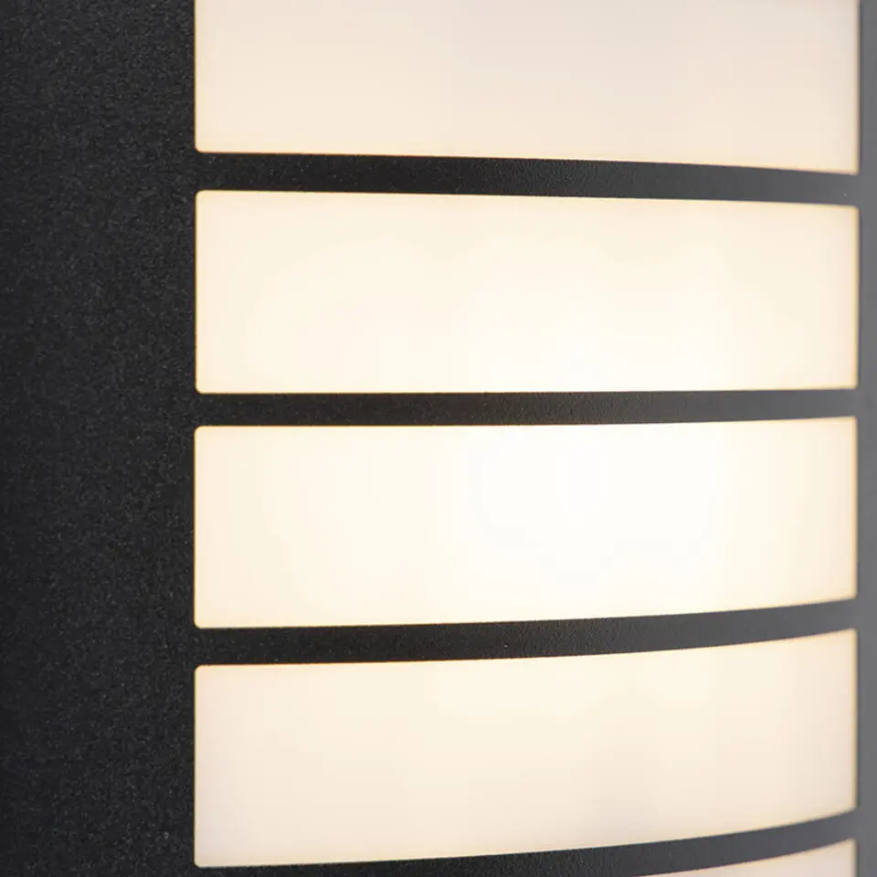 Qazqa buitenlampen met sensor miro zwart e27