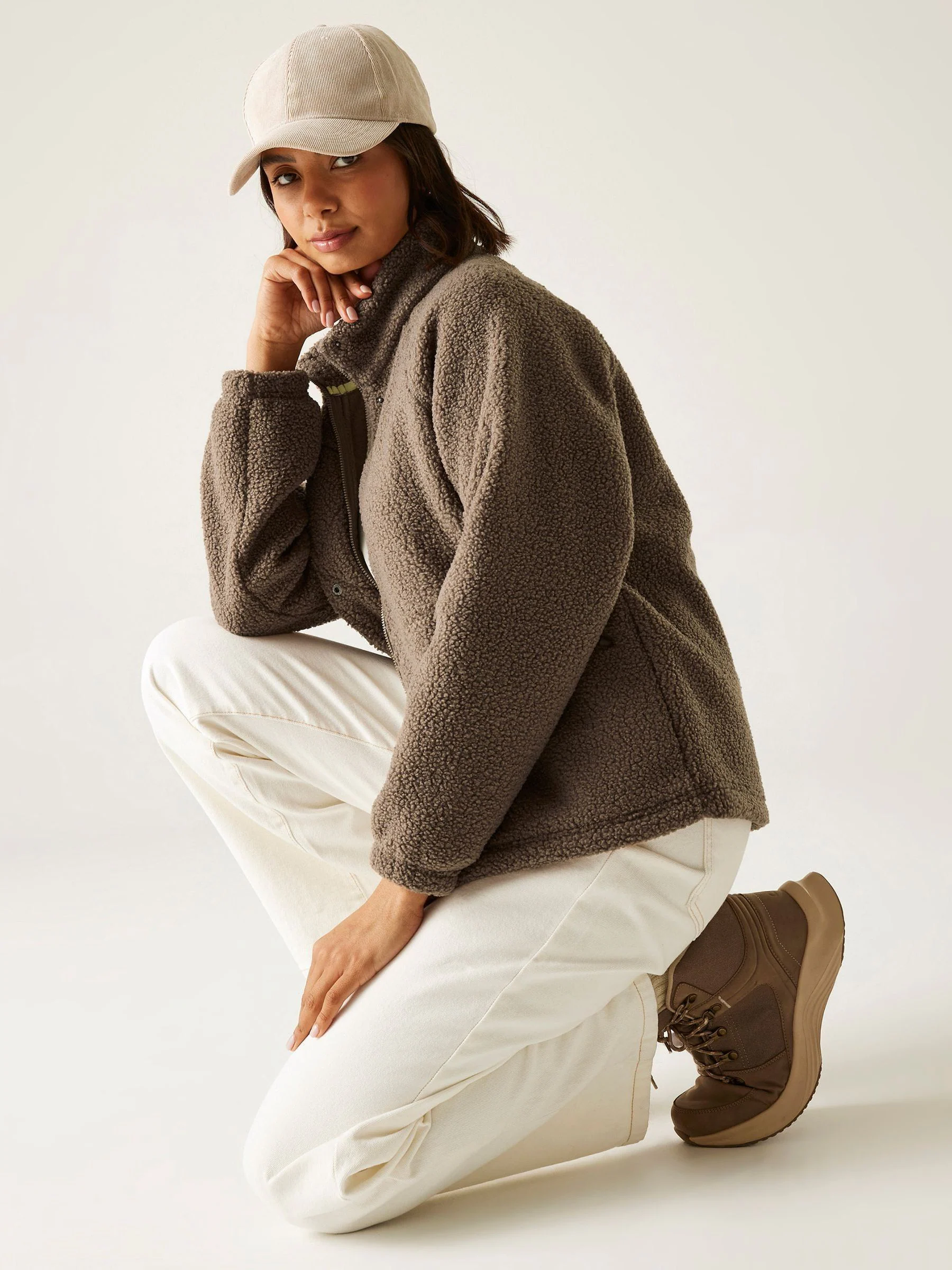 Bruin - Regatta Emilica Borg Fleece