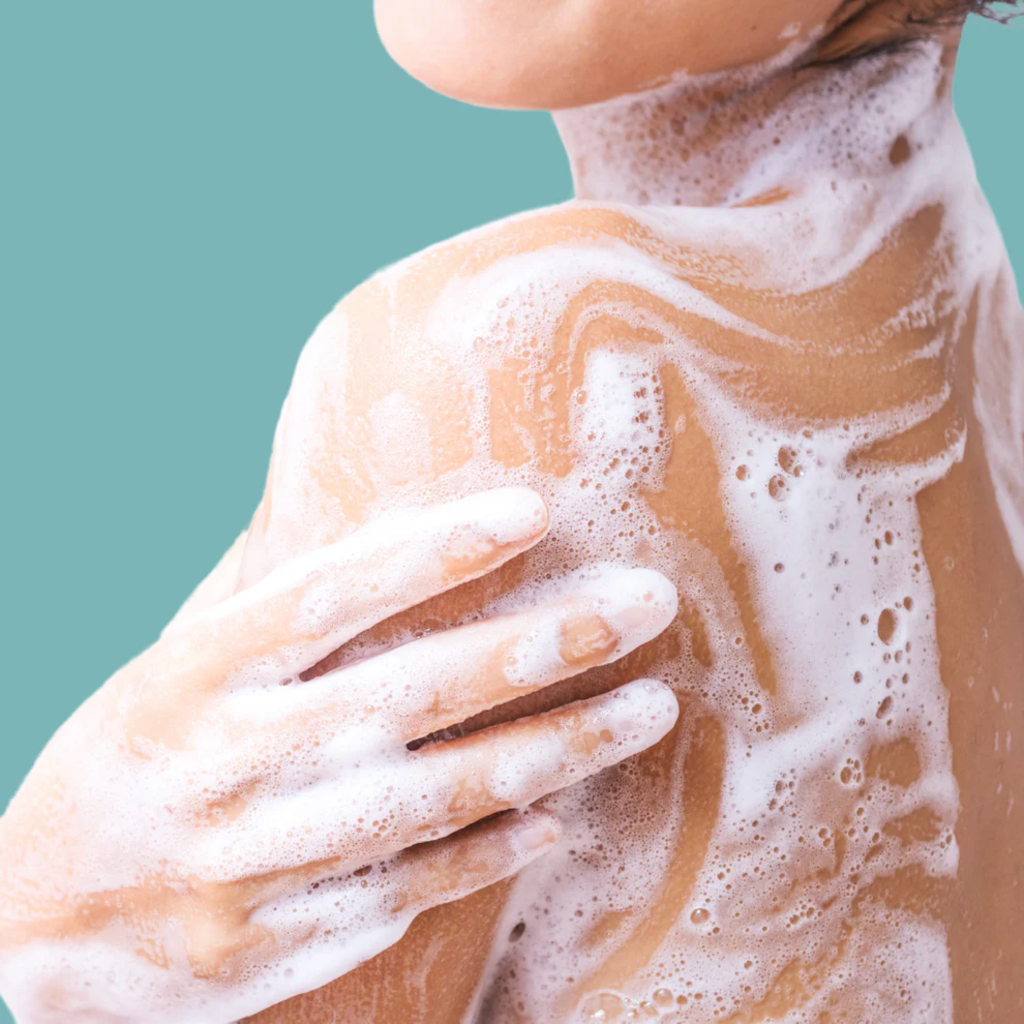 FREE! Organics  Gentle Shower Foam Aquatic Passion, 150 ml