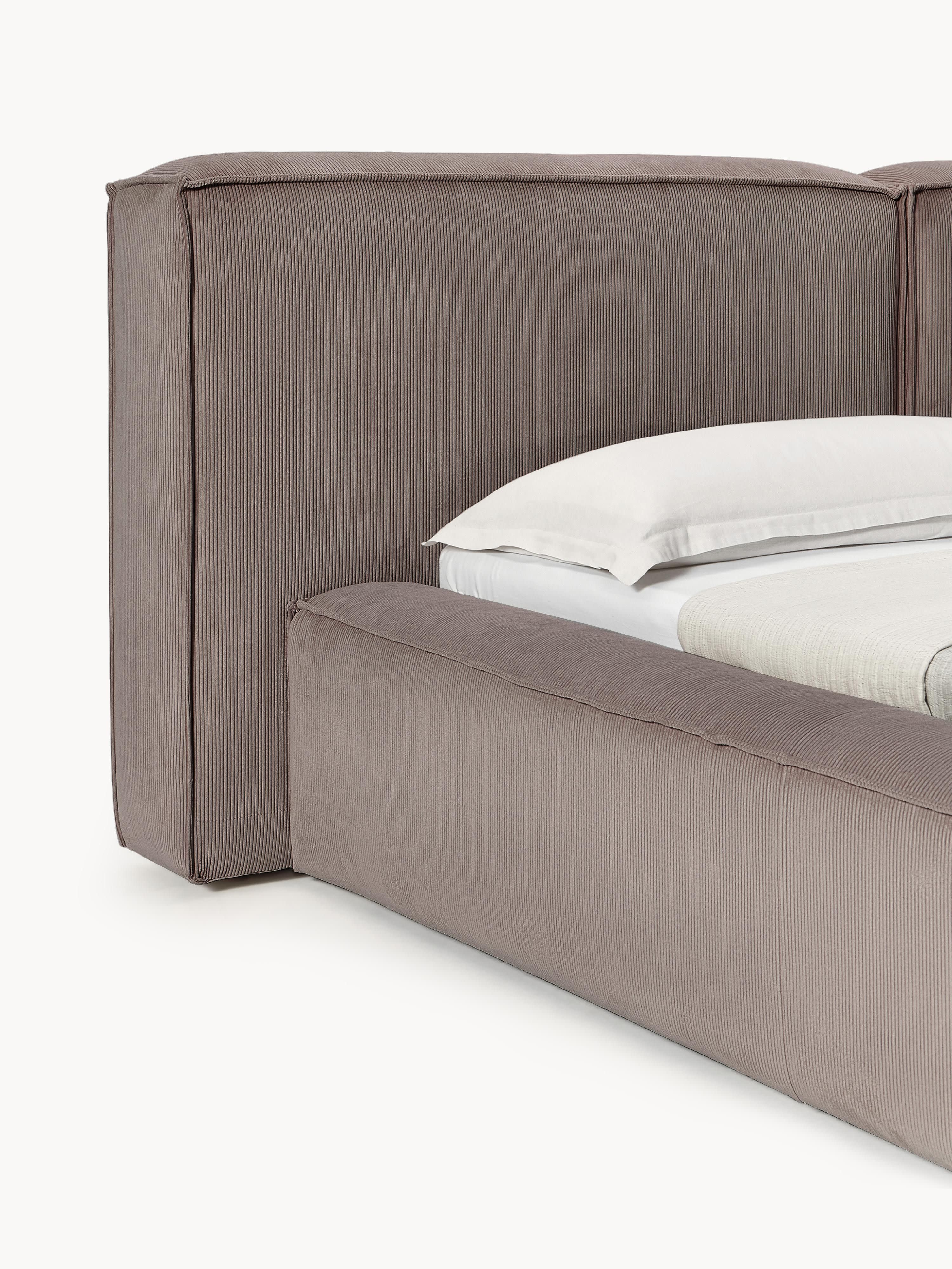 Gestoffeerd bed Lennon van corduroy met opbergruimte