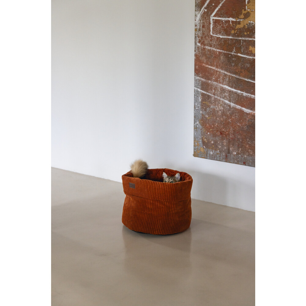 Designed by Lotte Kattenmand Ribbed Terracotta 50 x 50 x 35 cm
