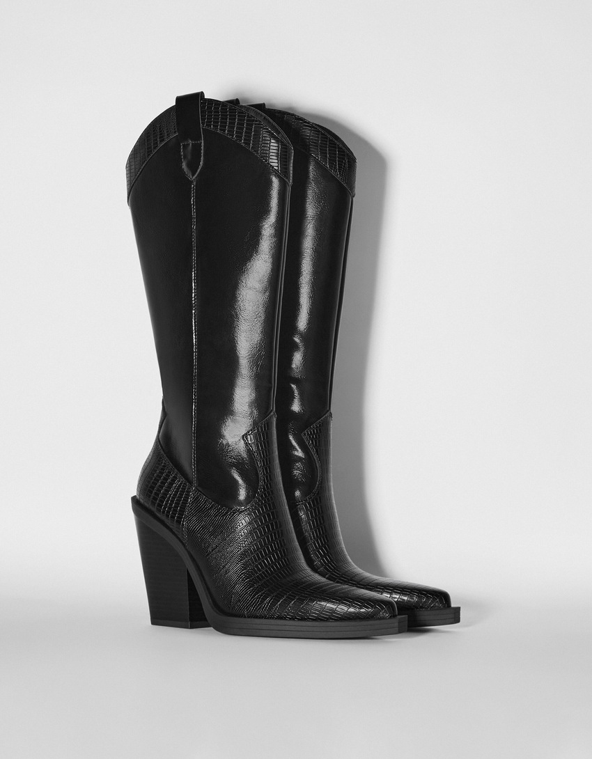 Botas de cowboy com salto alto