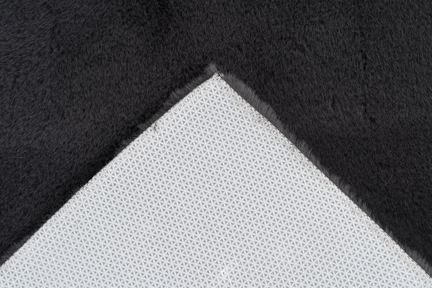 Kortpolig tapijt Enchantia donkergrijs 22 mm effen kleur 50 x 90 cm