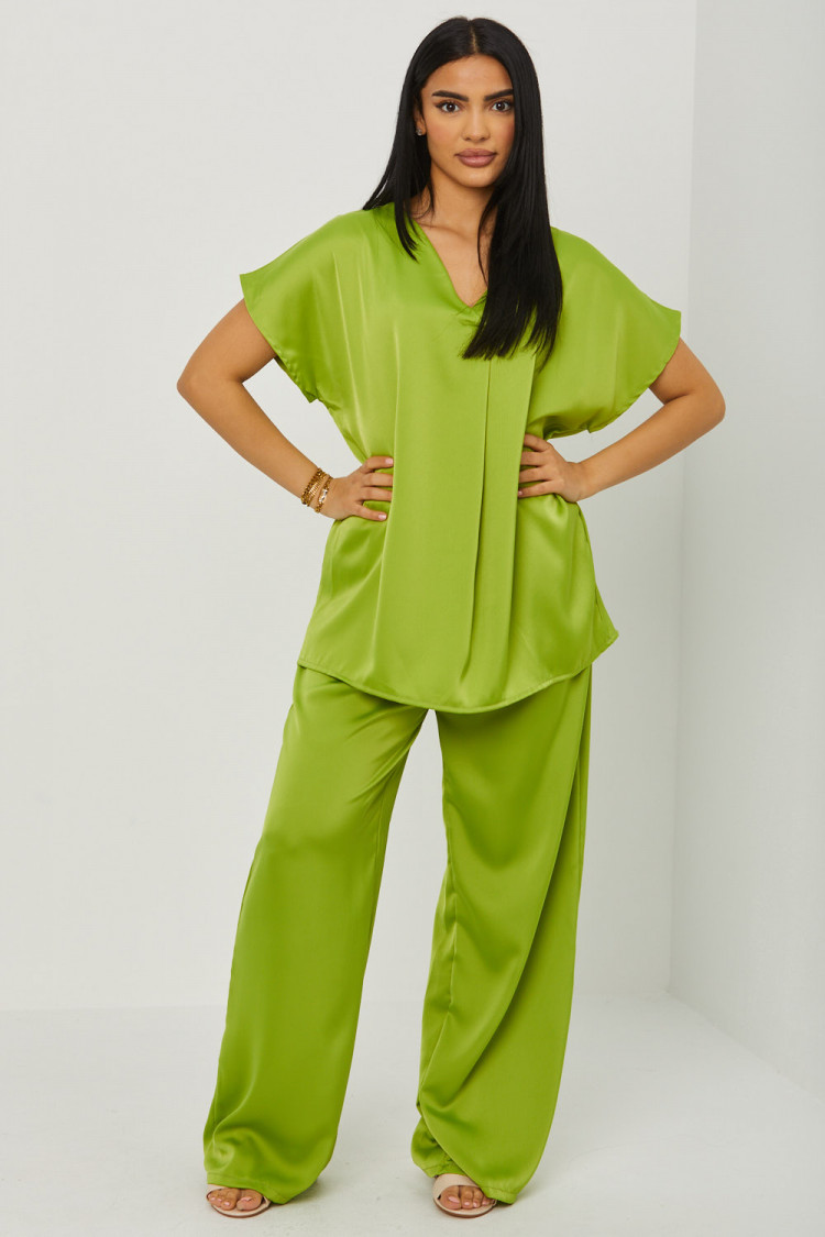 Ensemble 2 pièces blouse + pantalon satiné vert