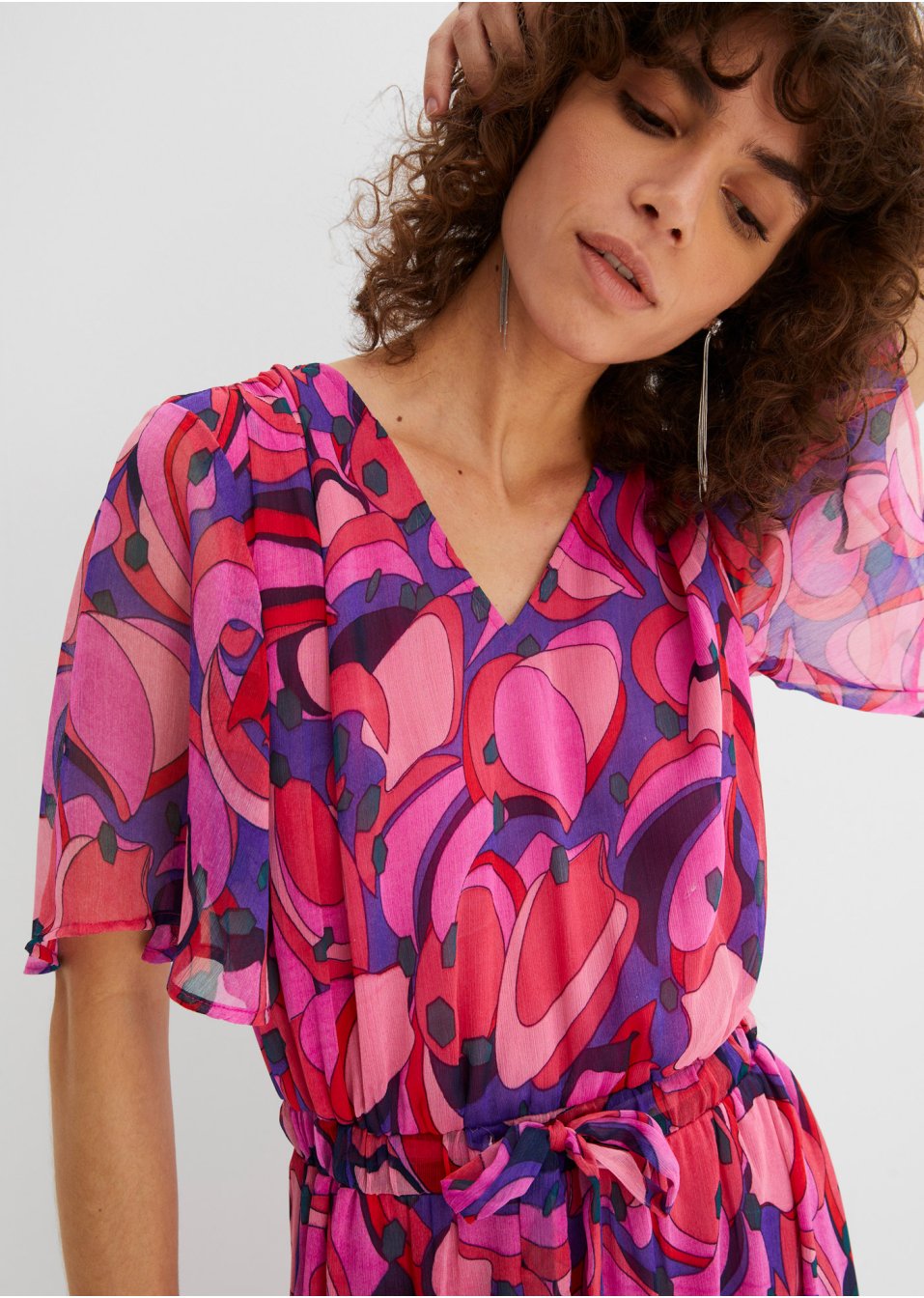 Robe en mousseline avec manches papillon