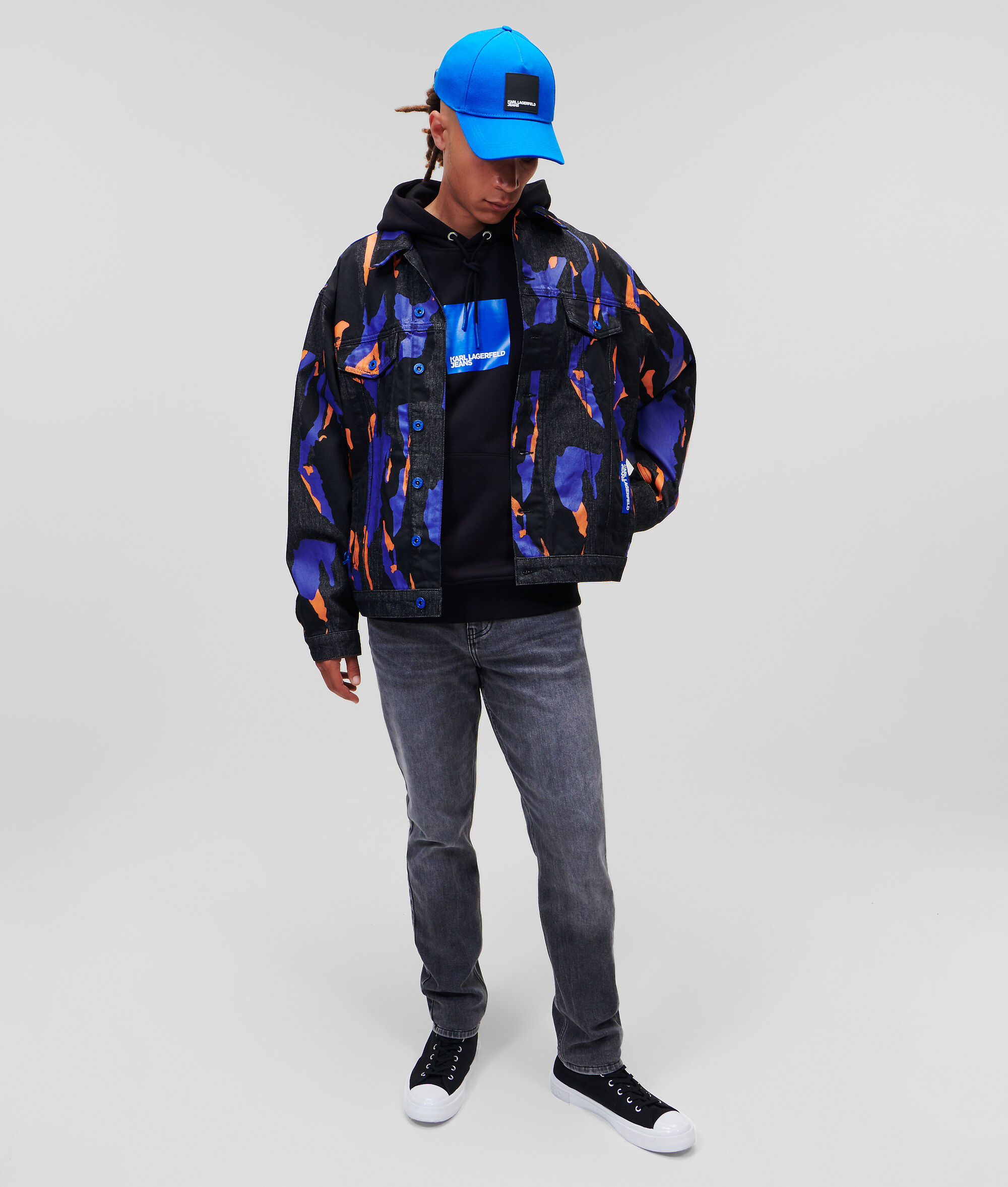 SWEAT À CAPUCHE AVEC LOGO KLJ