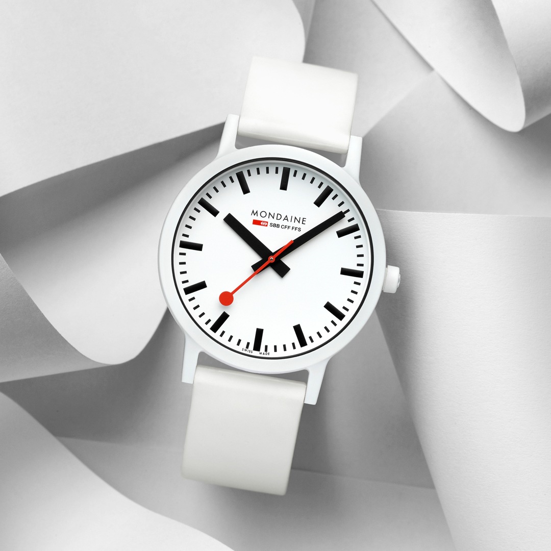Mondaine essence Weiss 41mm