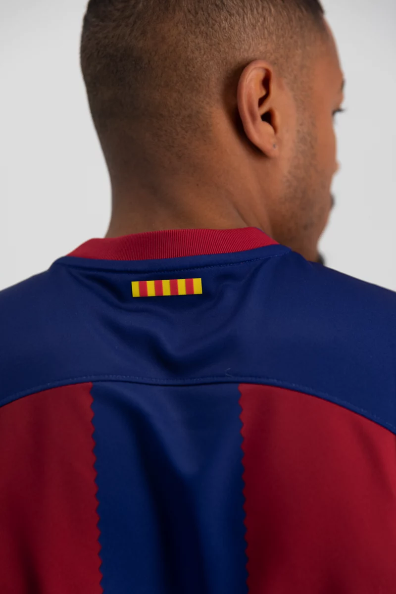 Nike FC Barcelona Stadium Home Replica Herren Fussballtrikot 2324