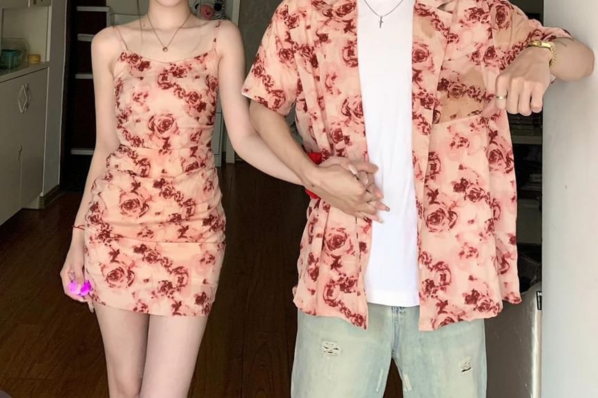 Azure - Koppel bijpassende korte mouwen kraag bloemenprint shirt / spaghettibandjes mini kokerjurk