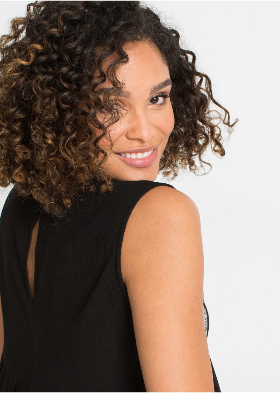 Top blouse à broderie