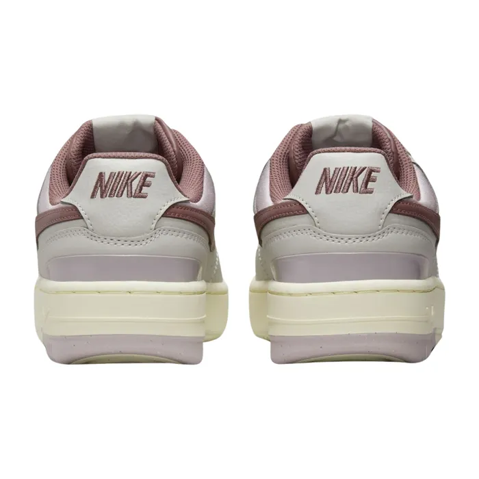 Nike Gamma Force Sneakers Dames