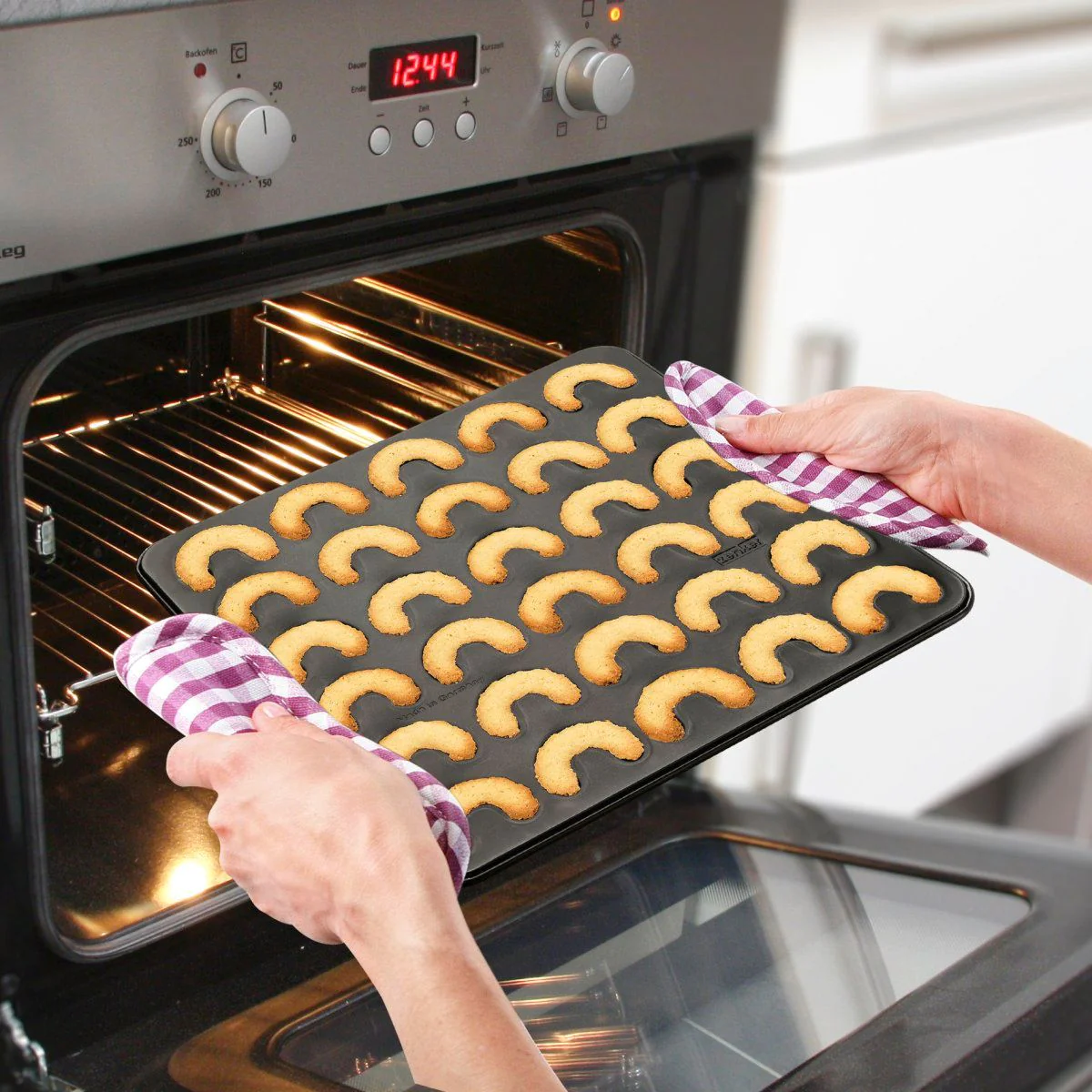 Plaque pour 30 croissants à la vanille Noël Zenker