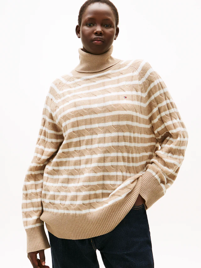 Tommy Hilfiger Curve Rollkragenpullover »CRV SOFT WOOL CABLE ROLL-NK SWT«, in grossen Grössen, mit Zopfmuster, aus reiner Wolle
