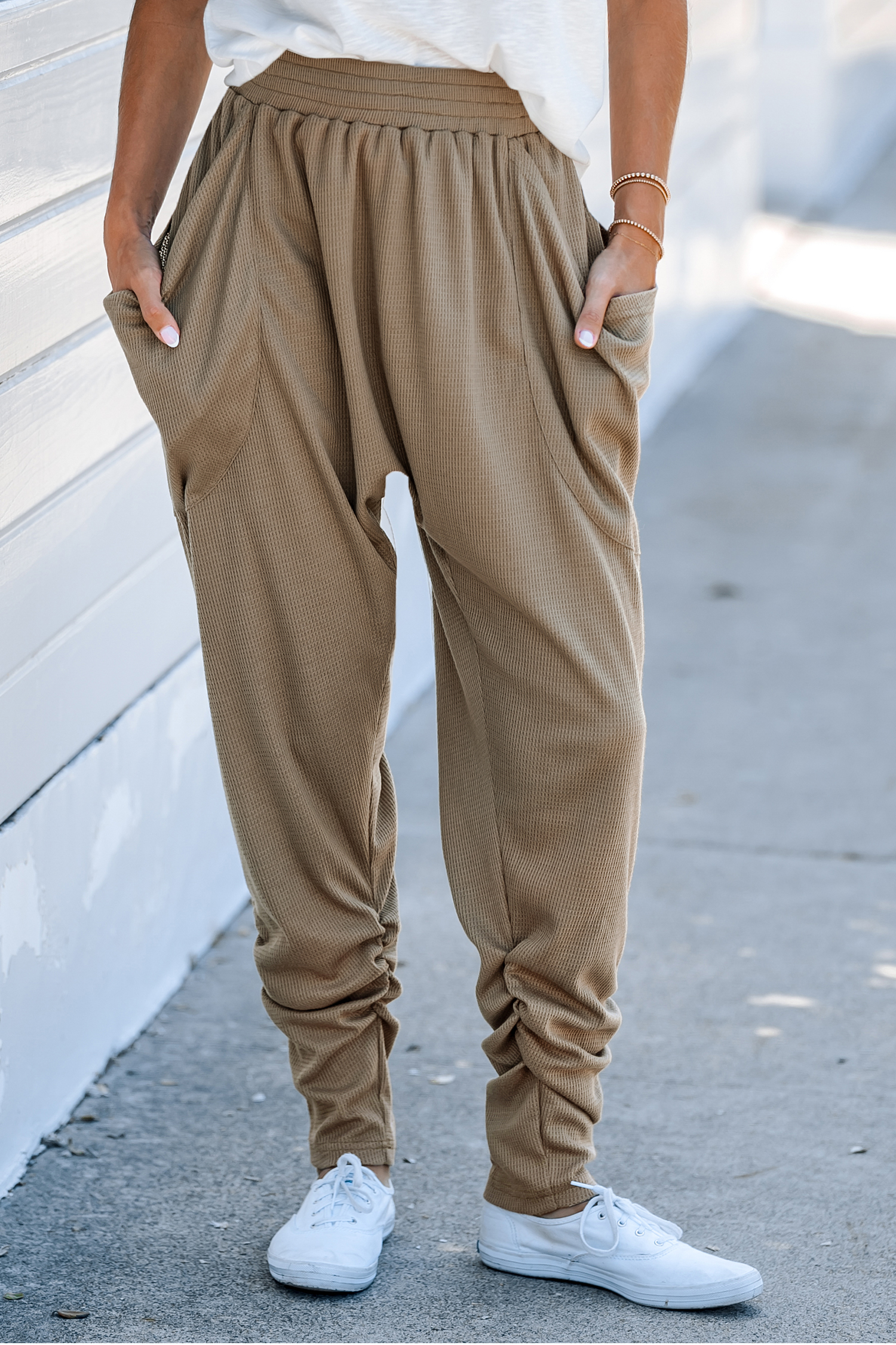 Pantalon taille haute texturé
