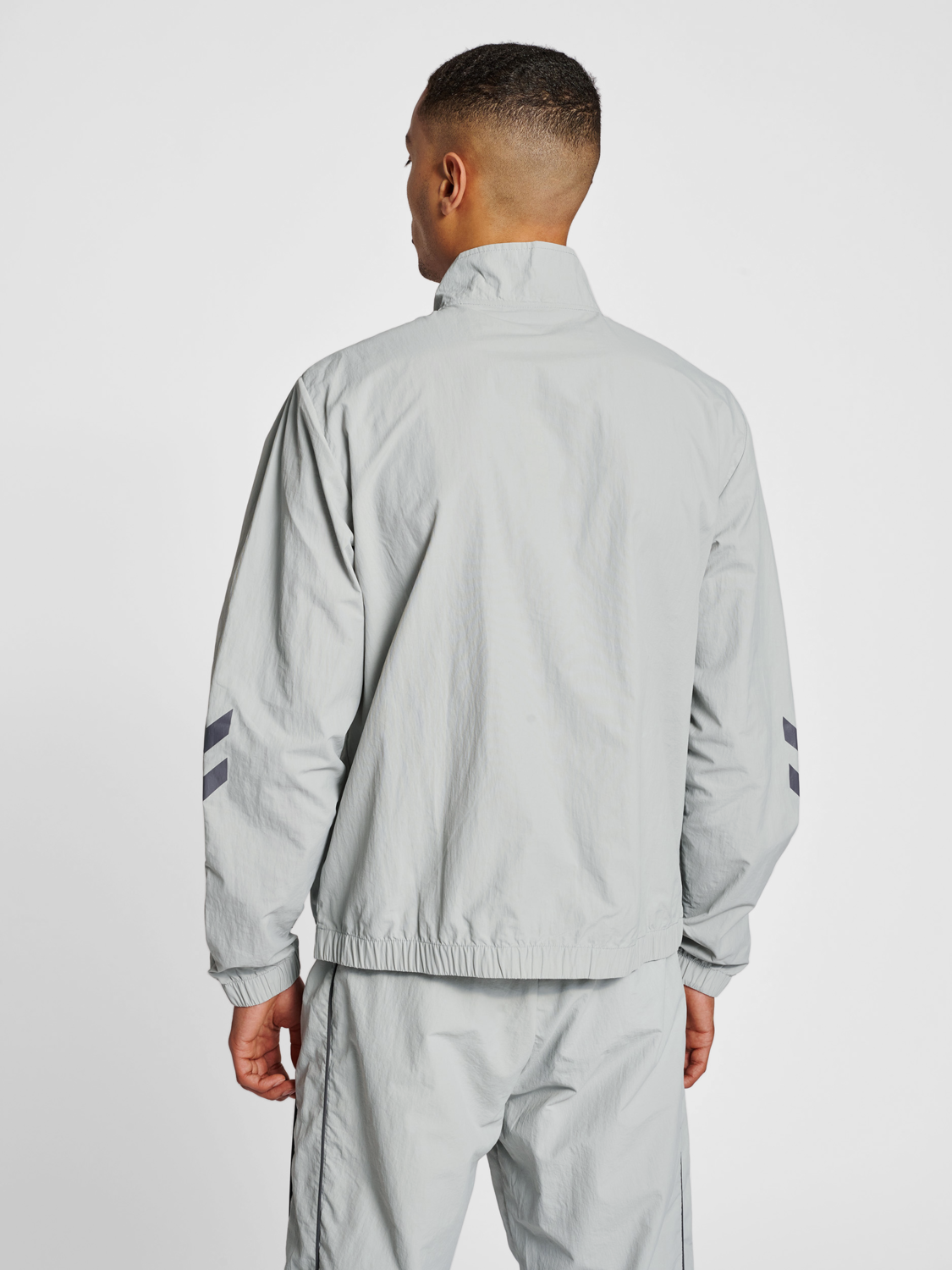 hmlLGC CELAB WOV ZIP JACKET