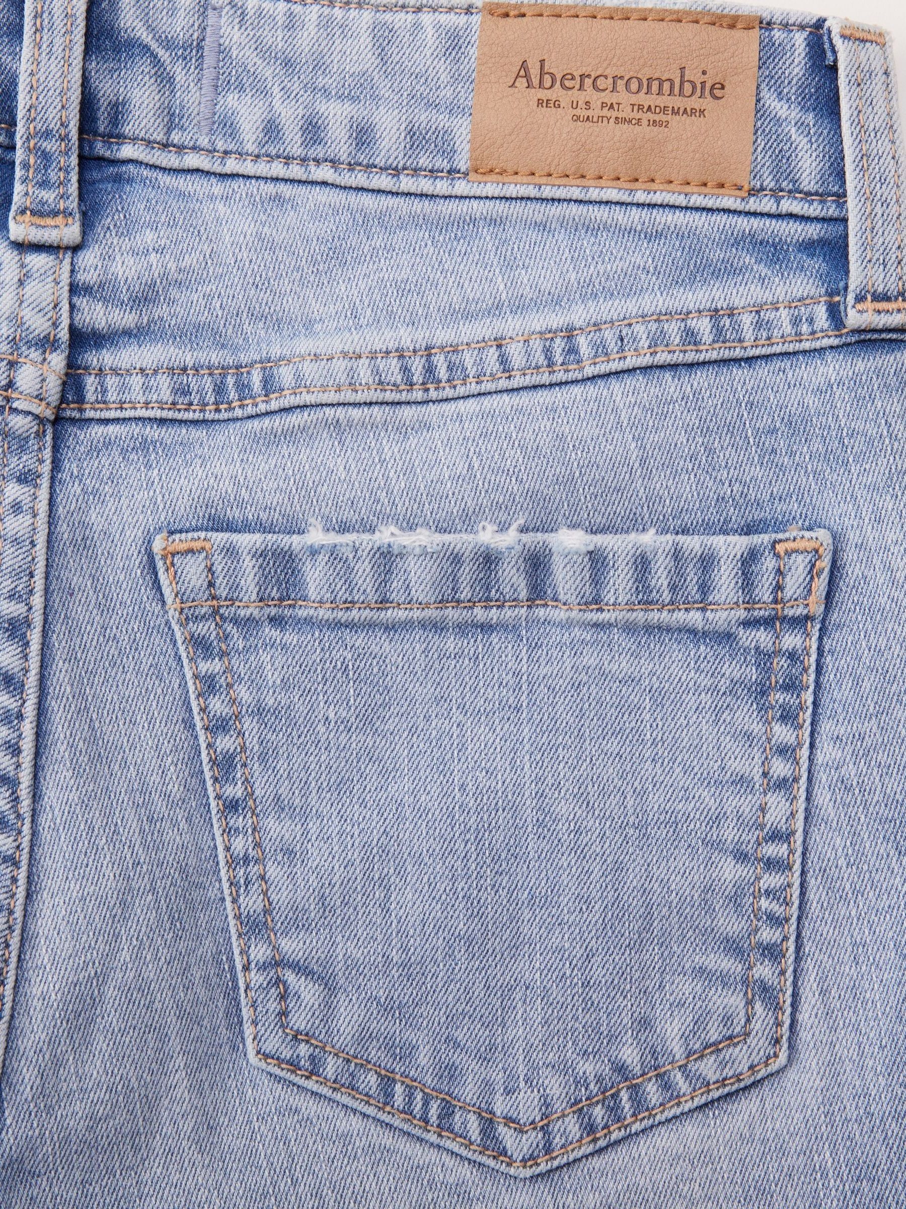 Abercrombie & Fitch High Rise Wide Leg Jeans