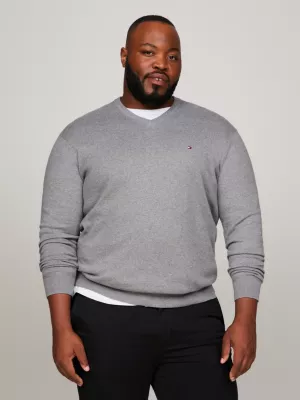 Suéter Plus Size com Decote em V e Corte Regular