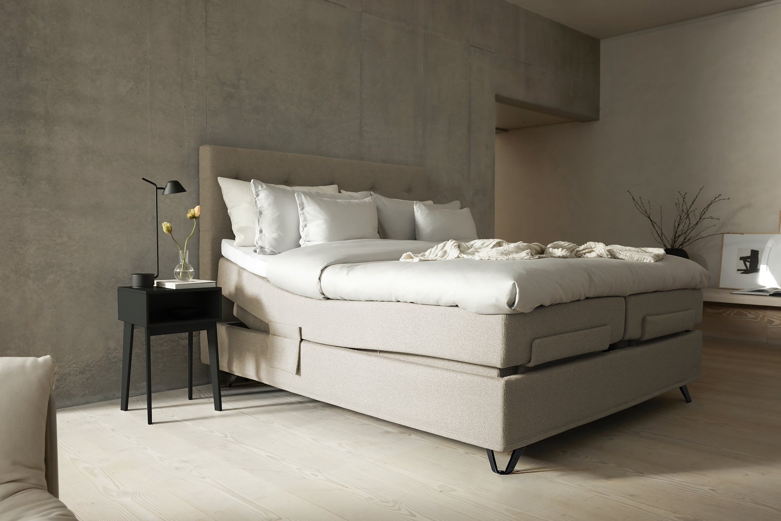 Carat Aqtive II regulerbar Tekstil 181 beige, fast, Tempsmart overmadrass, Triangle ben sort matt 14 cm