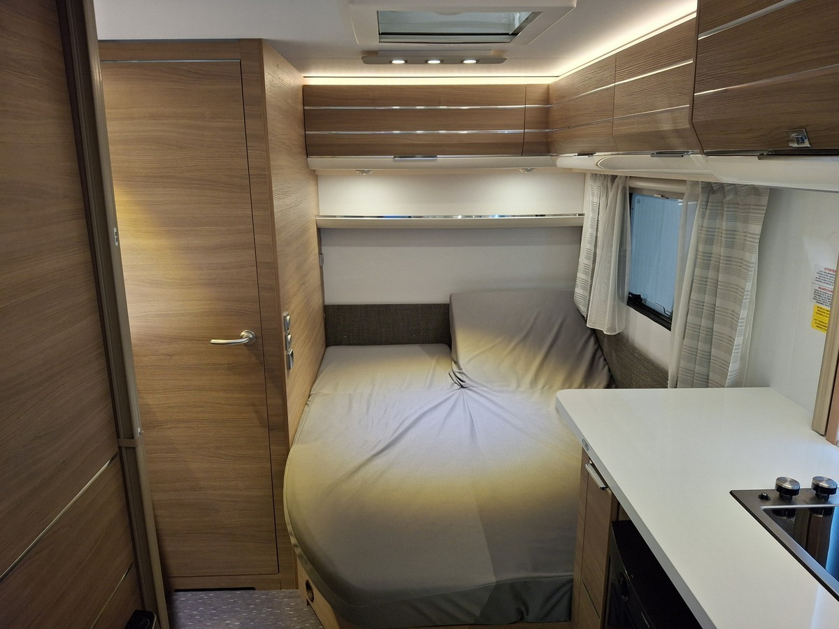 Adria Adora 462 UP 2020 caravan