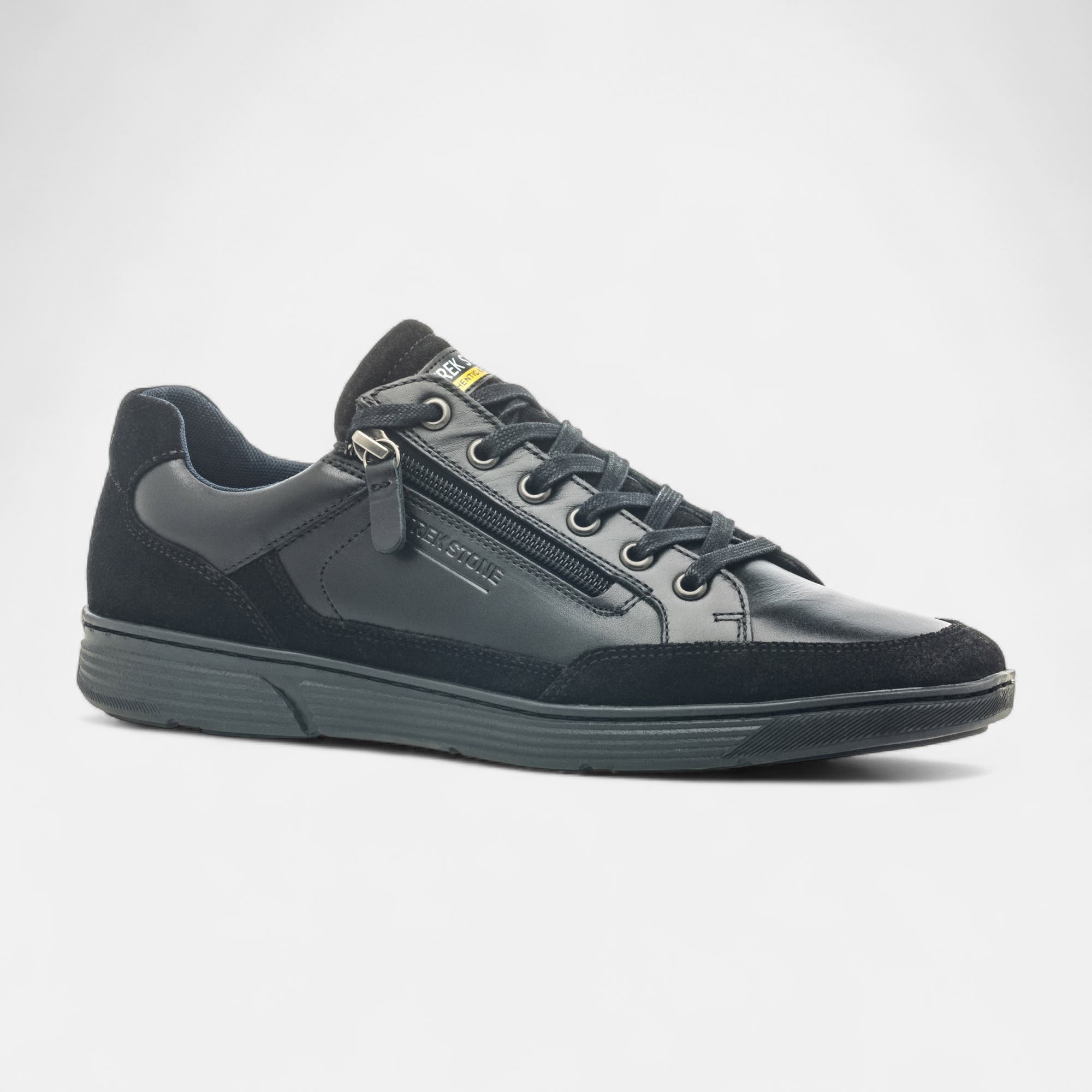 Baskets basses Homme en cuir noir