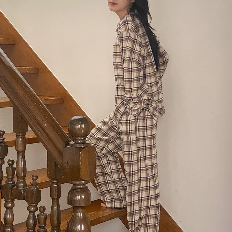 lolliert - Pyjamaset: geruite top met lange mouwen, kraag en knopen + broek