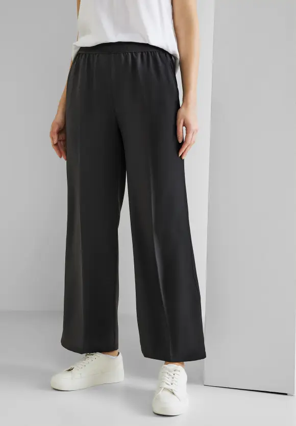 Loose Fit Hose mit Stretch - Black