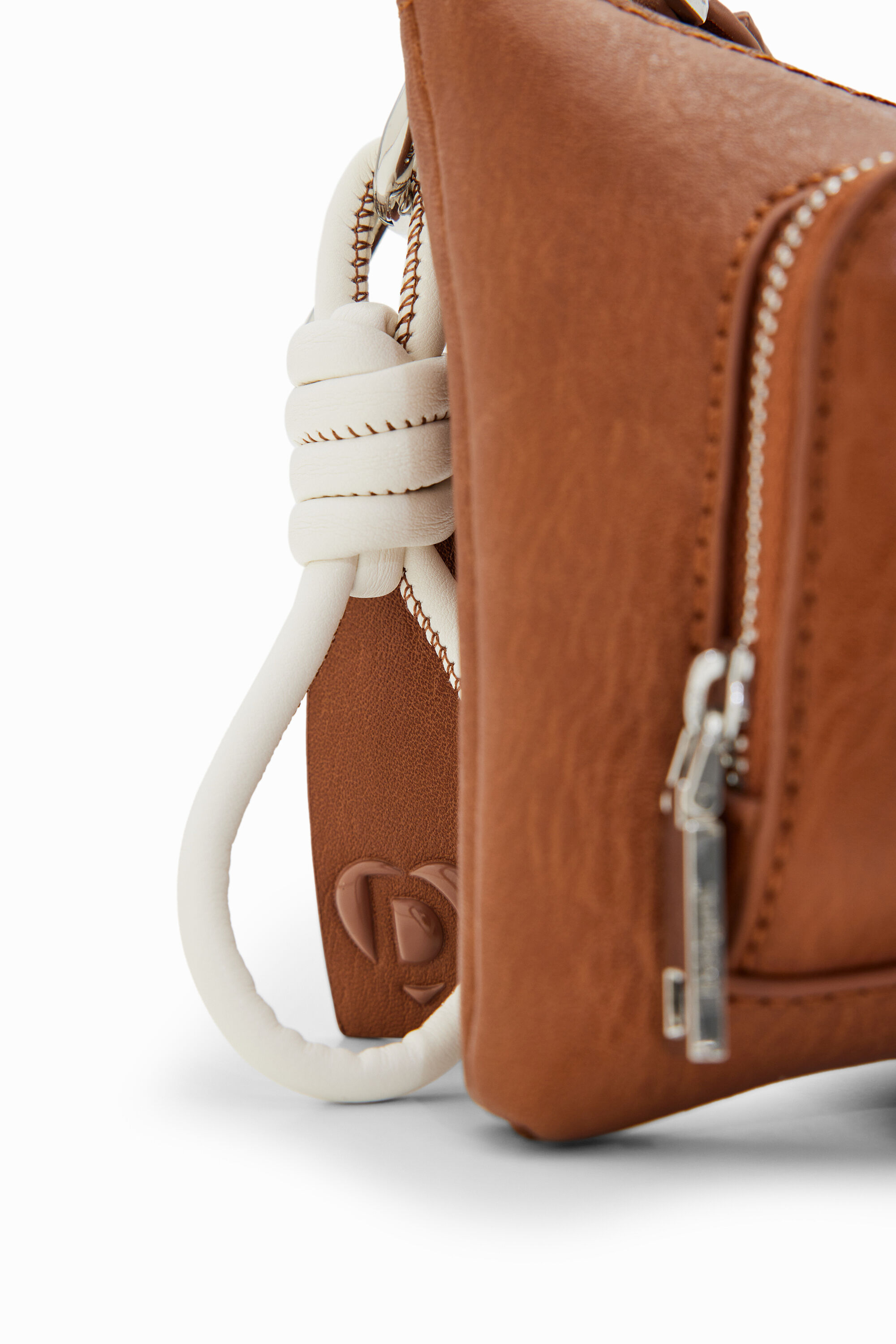 Bolsa mini com logotipo