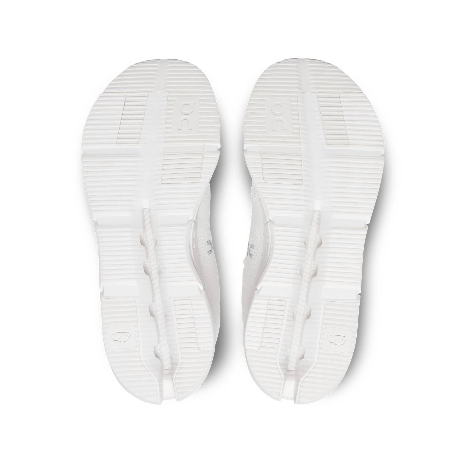On| Herren Sneaker CLOUDNOVA UNDYED