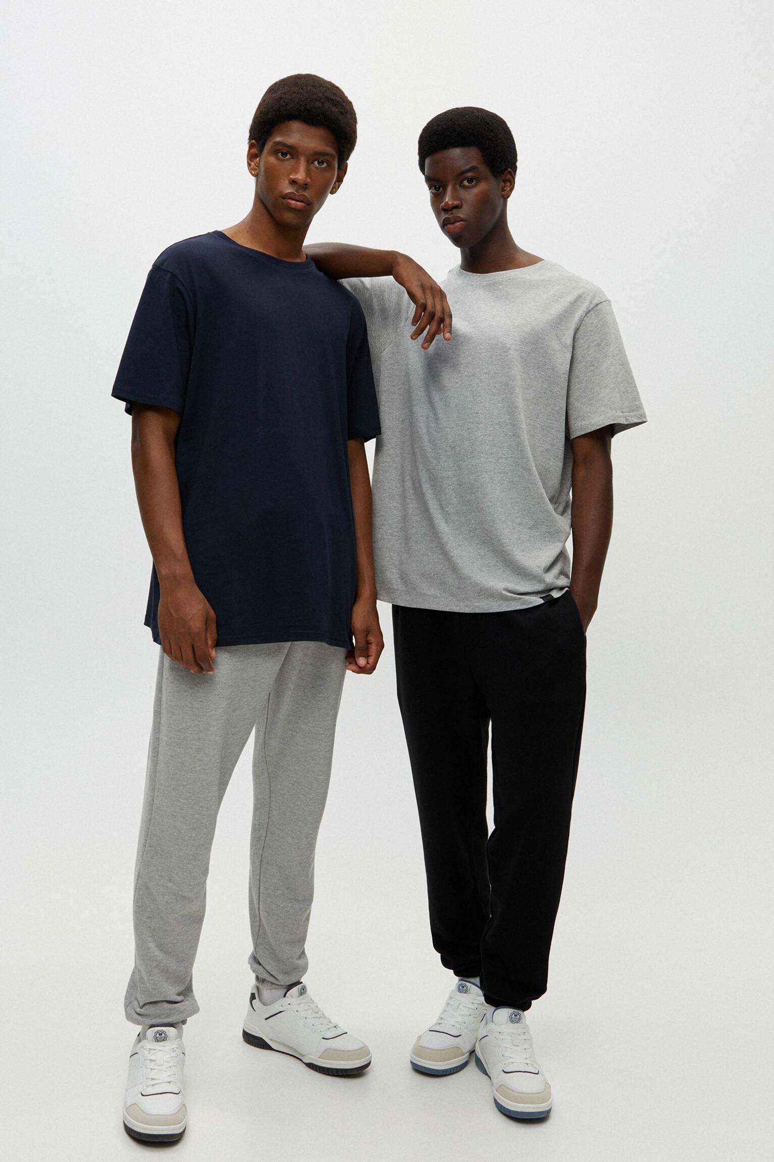 PACOTE DE CAMISETAS BÁSICAS - CINZA