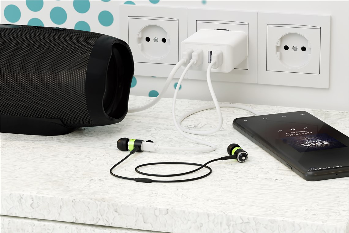 (30W/3A) 4-fach USB 2.0 Ladegerät (44962) - Weiss